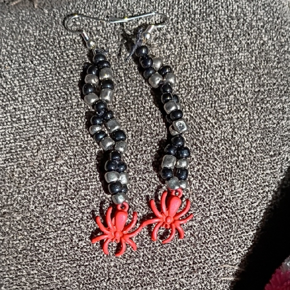 Black and Silver Beaded Earrings with Red Spider Charms